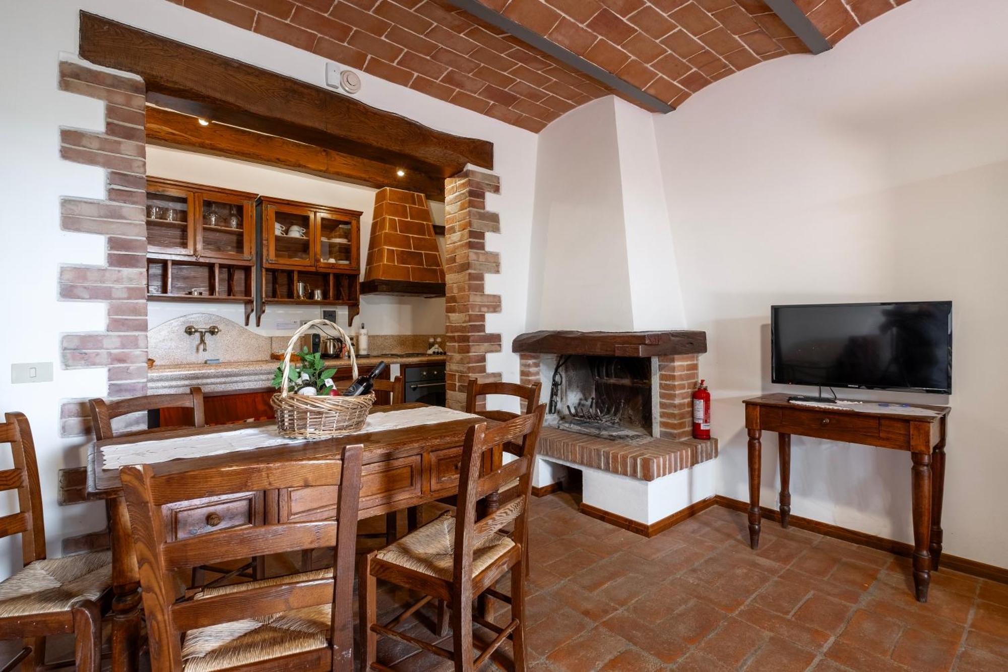 Agriturismo Borgo Sant'Ercolano Ciggiano Εξωτερικό φωτογραφία